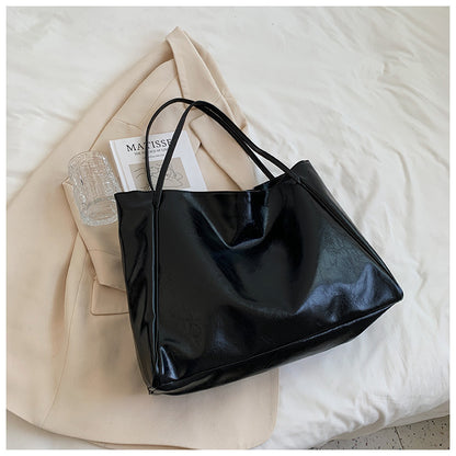 fashion handbag new autumn and winter japanese and korean large capacity soft leather shoulder bag retro casual handbag