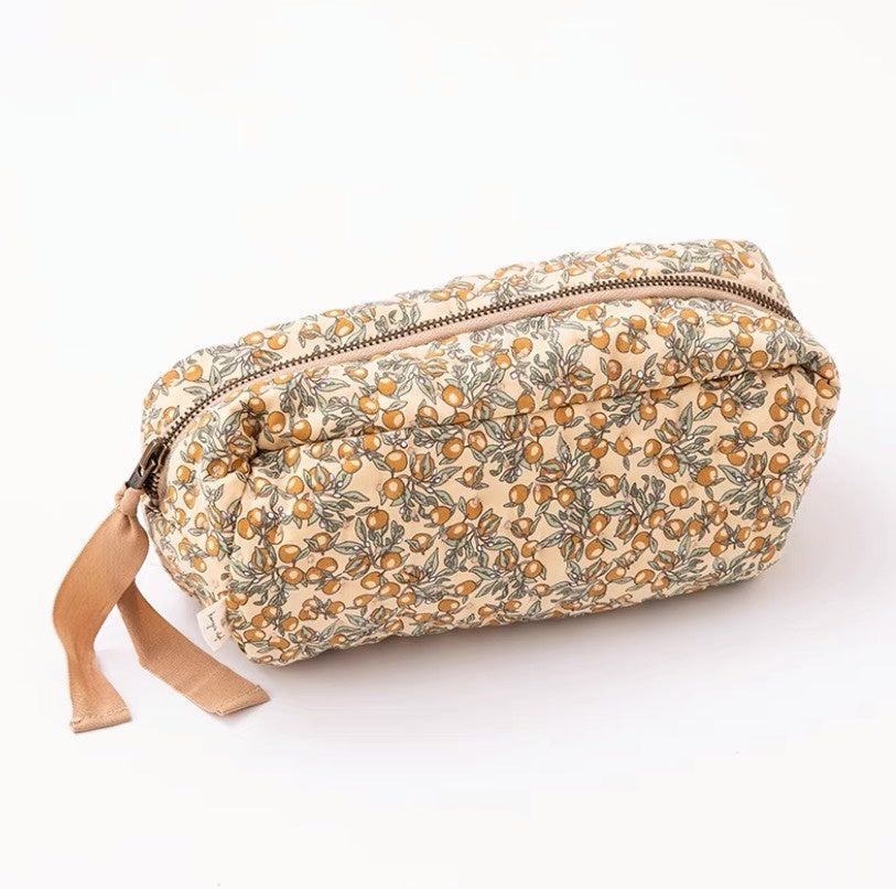 portable cosmetic bag for travel