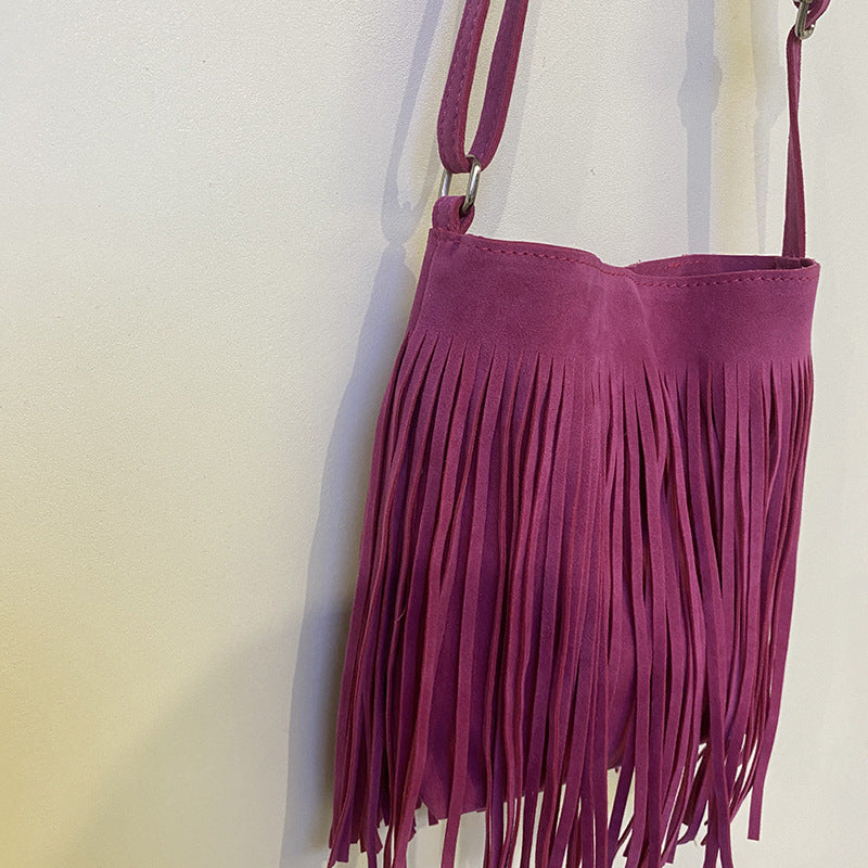 artistic tassel simple and popular shoulder bag