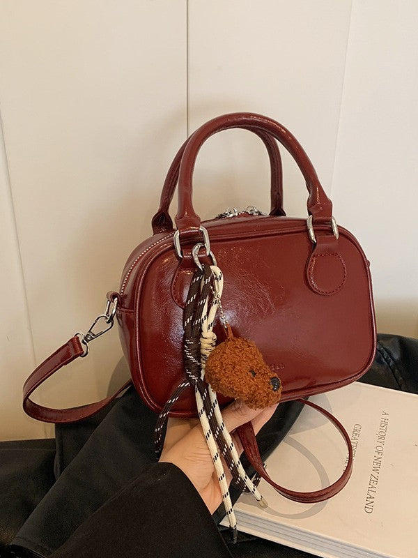 womens shoulder messenger bag portable and fashion handbag