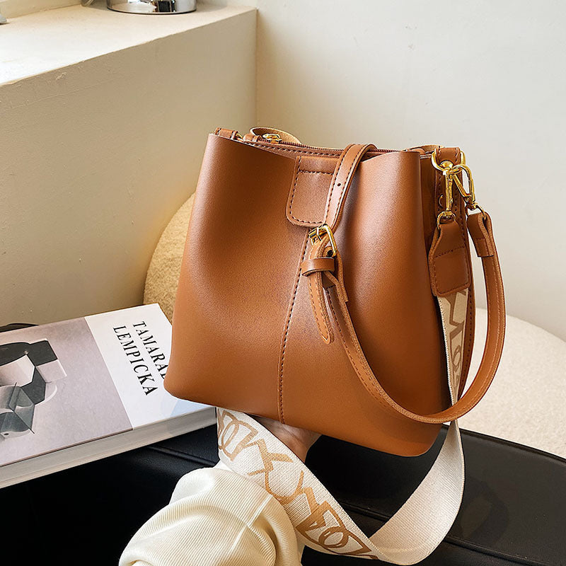 french minority design simple wide shoulder strap bucket bags female