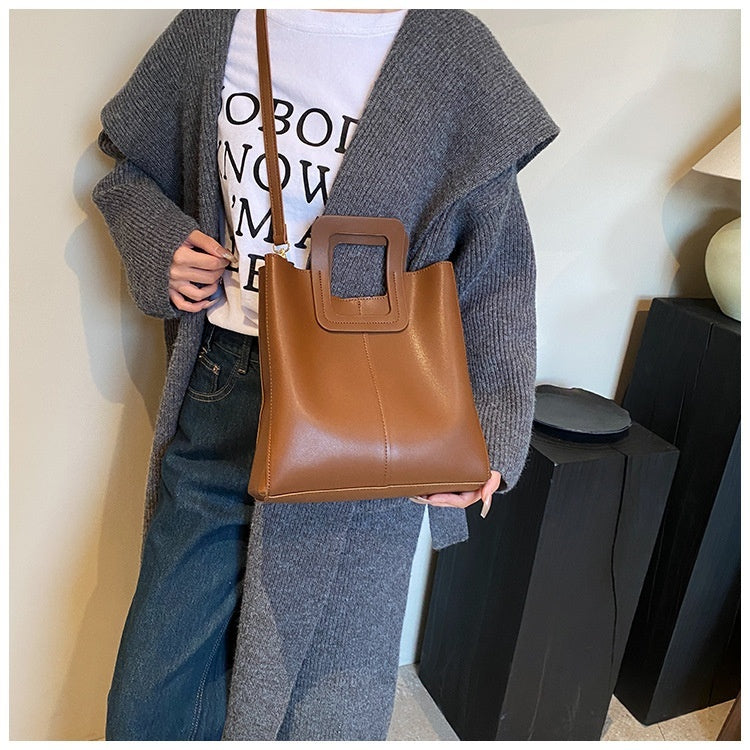 fashion minority design high grade bucket bag for women new trendy commuter