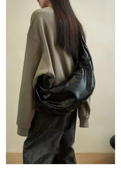 new niche oil wax leather shoulder messenger bag