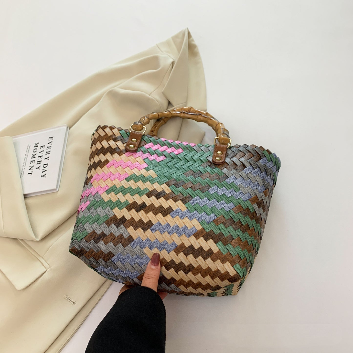 Women's Fashion Retro Large Capacity Woven Bag