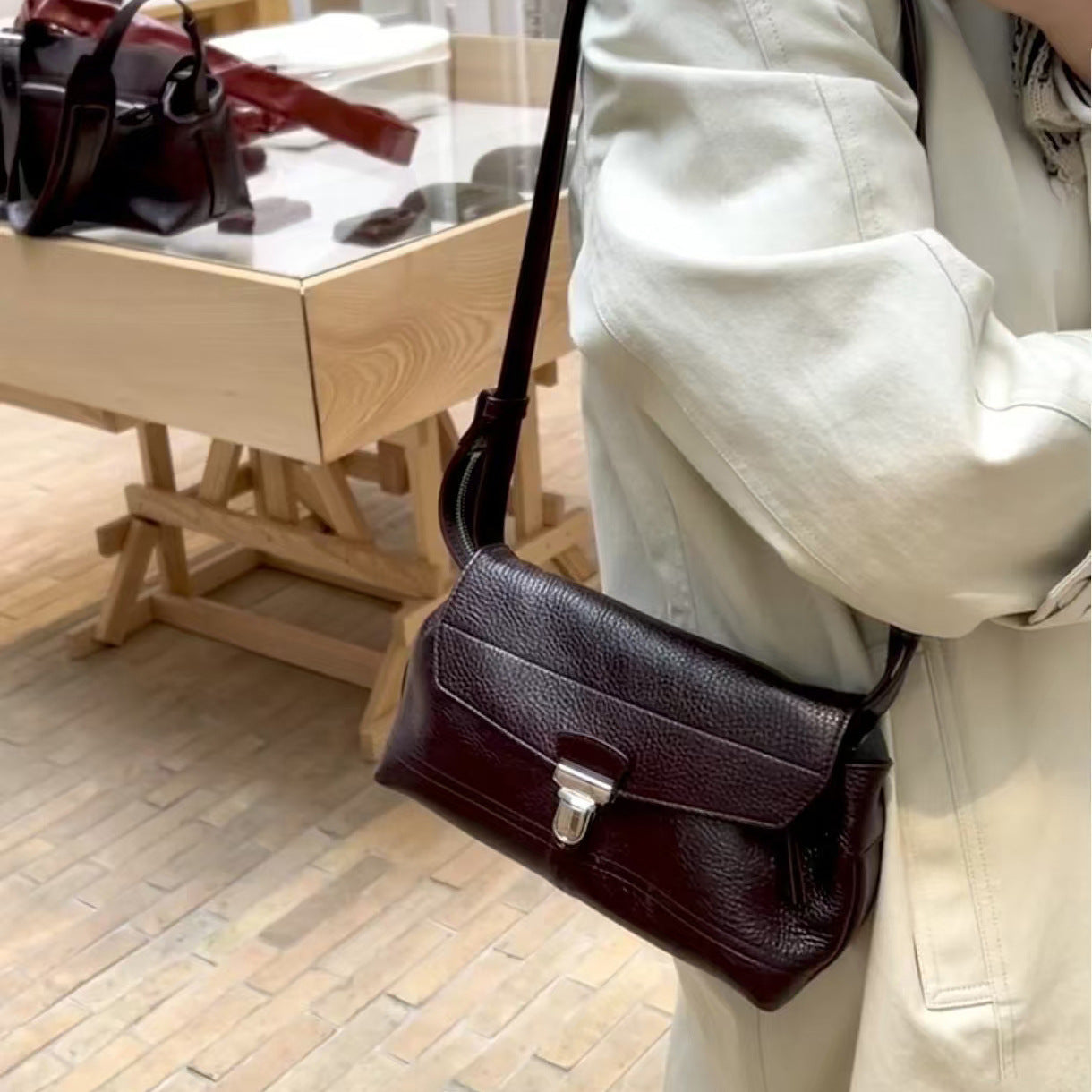 womens handbag shoulder messenger bag