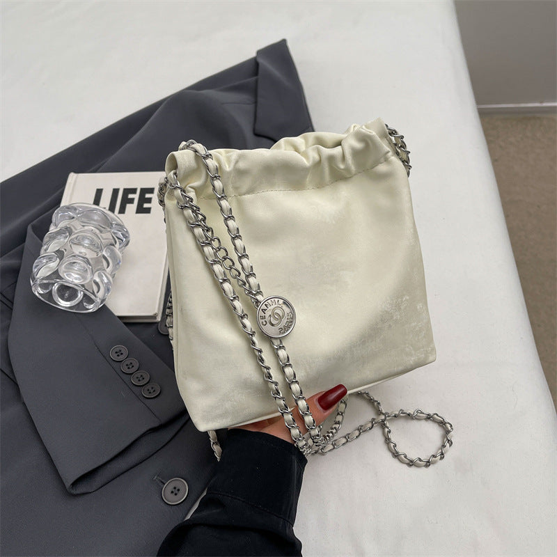 niche underarm bag fashion crossbody bucket bag