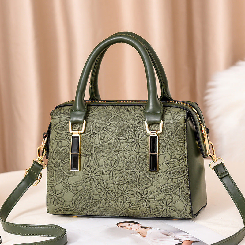 womens spring and summer new fashion handbag