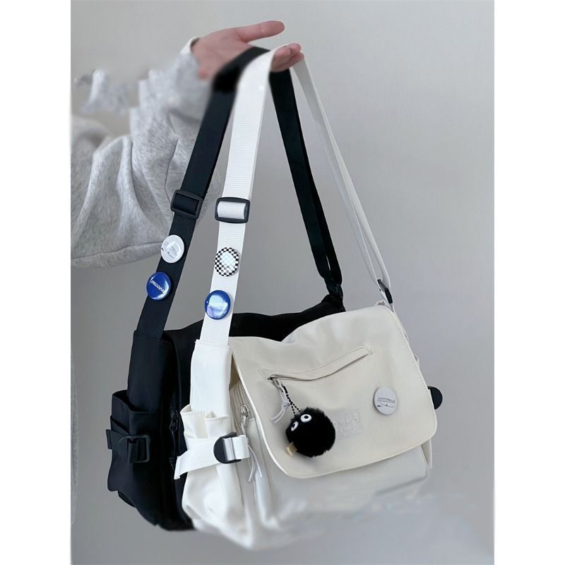 college students crossbody bags for leisure in class