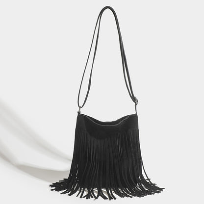 artistic tassel simple and popular shoulder bag