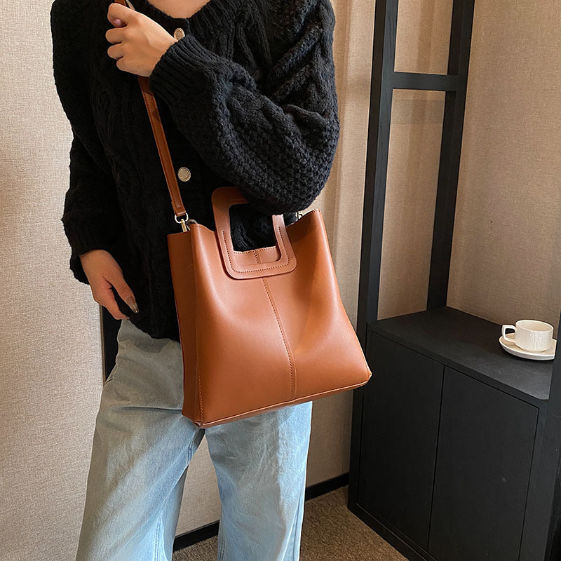 fashion minority design high grade bucket bag for women new trendy commuter