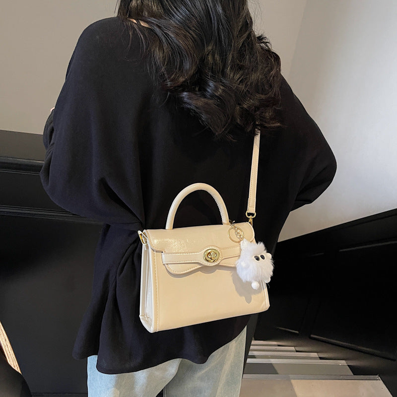 womens fashion portable shoulder messenger bag