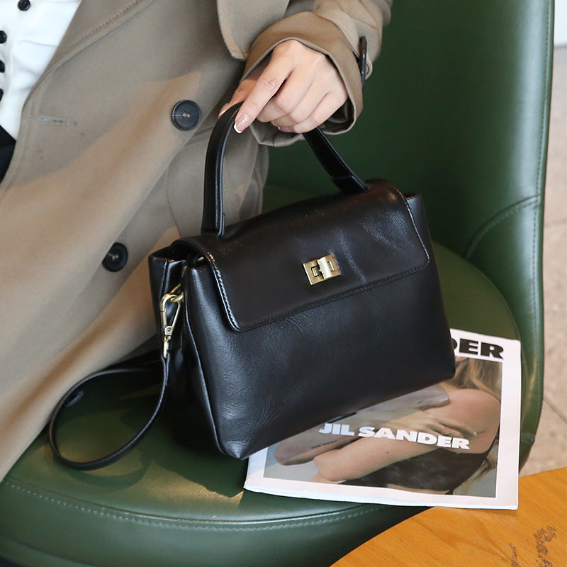 womens high grade shoulder bag