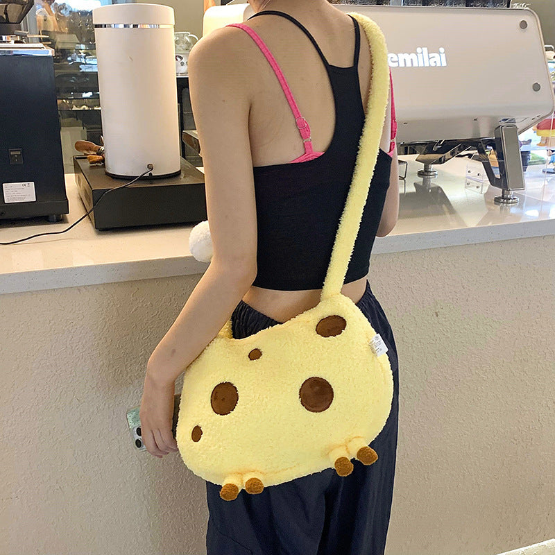 cute-giraffe-crossbody-bag-female