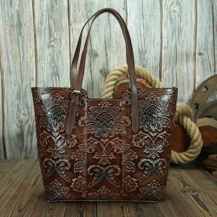 Vintage Embossed Full-Grain Leather Large-Capacity Tote Bag