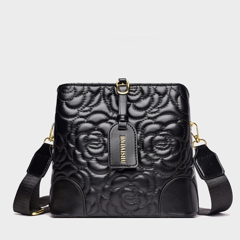 large capacity womens shoulder messenger bag