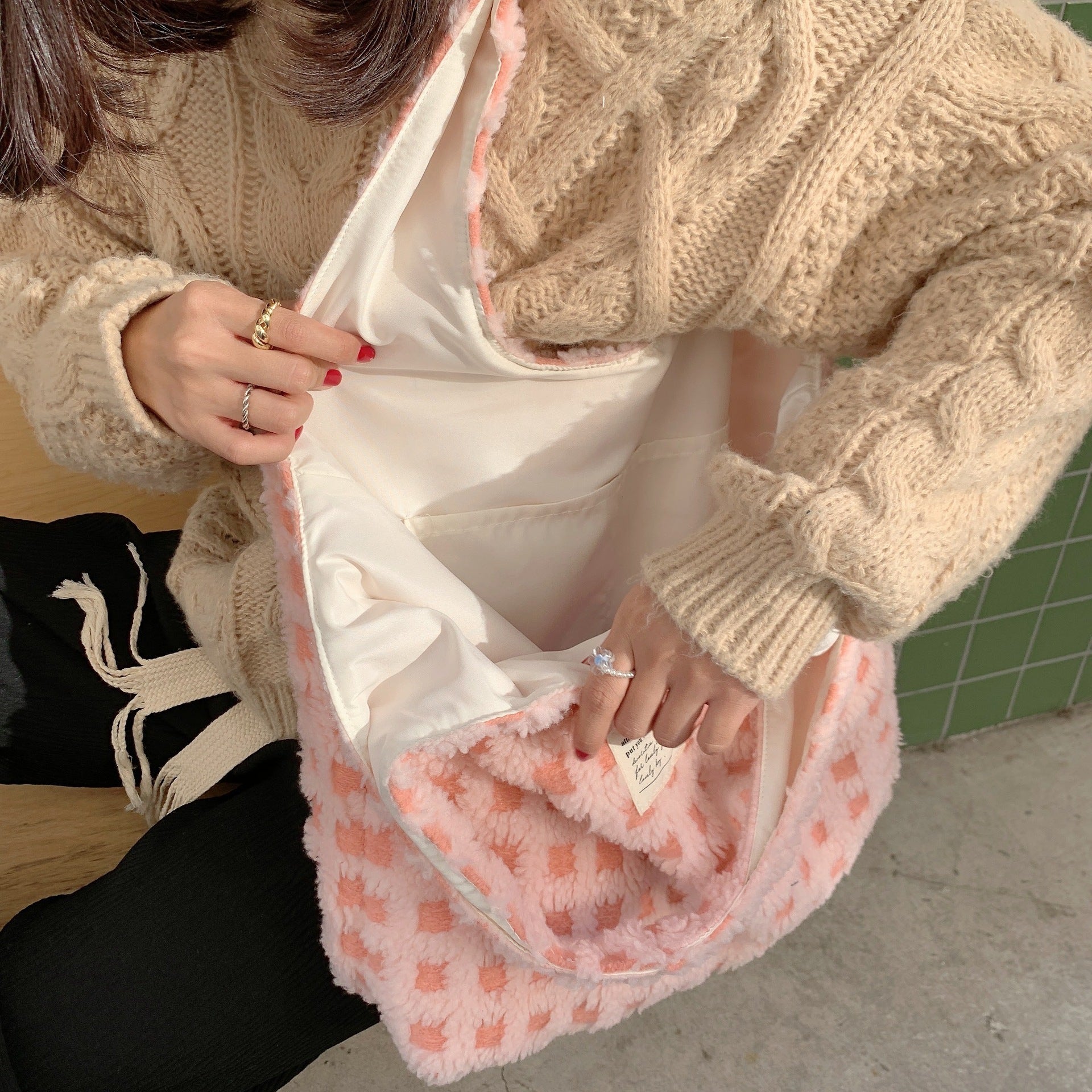 waffle-flannel-bag-tote-bag-large-capacity-commute-minimalist-student-class-bag