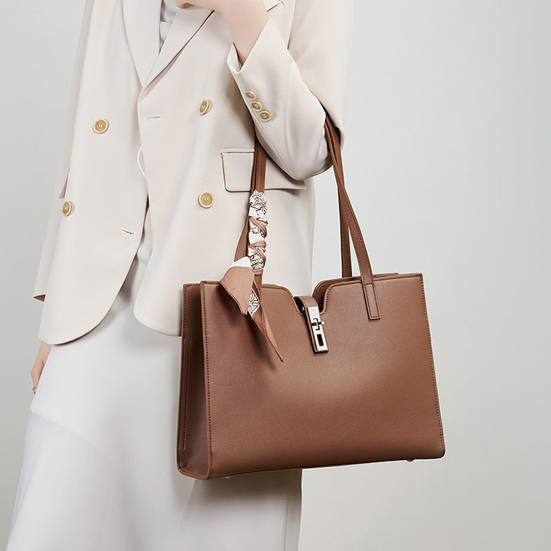 summer-cowhide-tote-womens-casual-commuter-bag
