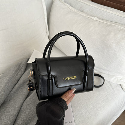 Womens Minimalist Solid-color Trendy Niche Crossbody Bag