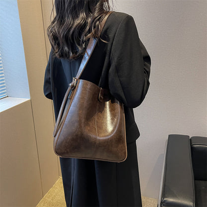 large capacity bucket fashion womens cross body bag fashion womens shoulder bag autumn and winter handbag