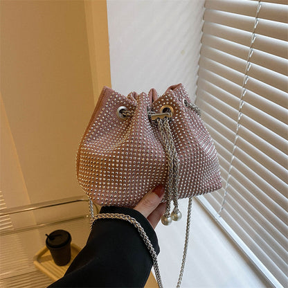 diamond drawstring high grade chain crossbody bag