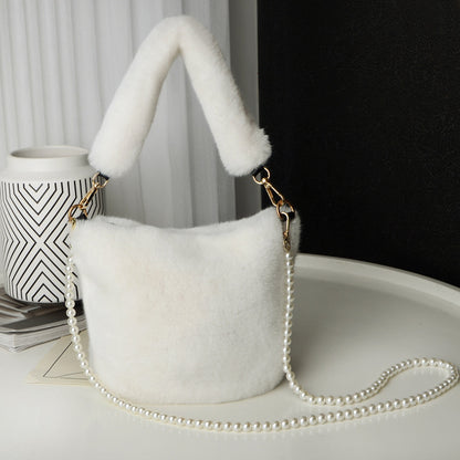 checkerboard plush bucket bag with pearl chain design winter fashion luxury handbags for women personalized shopping shoulder bags