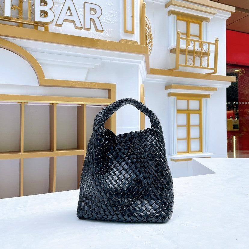Woven Large Capacity Versatile Tote Shoulder Bag