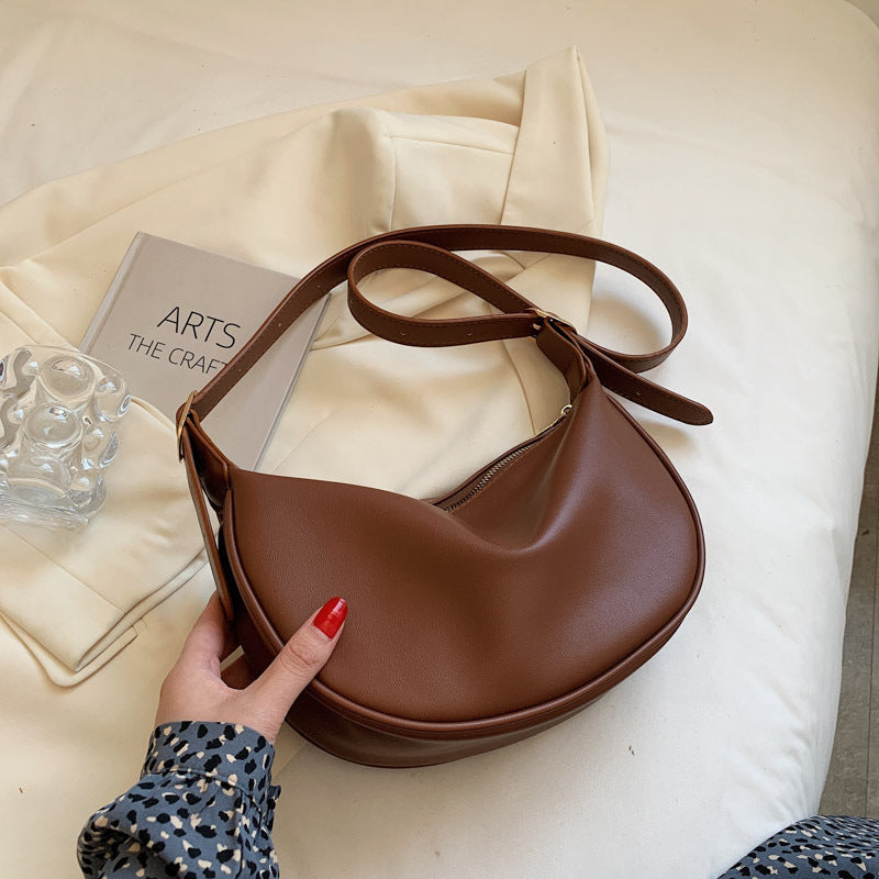 Versatile One-shoulder Crossbody Dumpling Bag