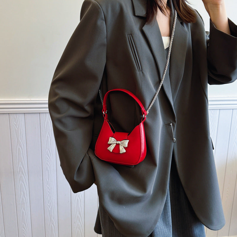 western style niche messenger fashion shoulder underarm new moon bag