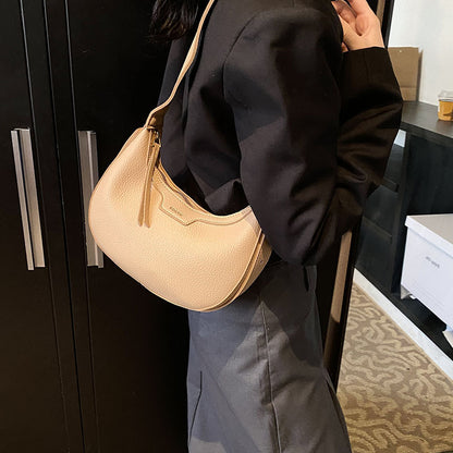 womens fashion special interest shoulder messenger bag