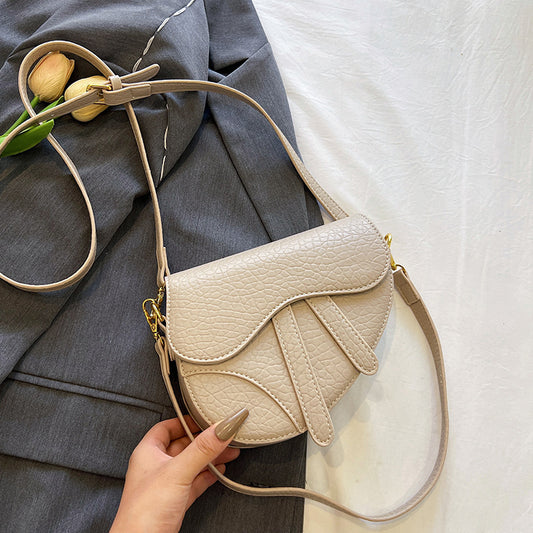 womens simple shoulder saddle crossbody bag