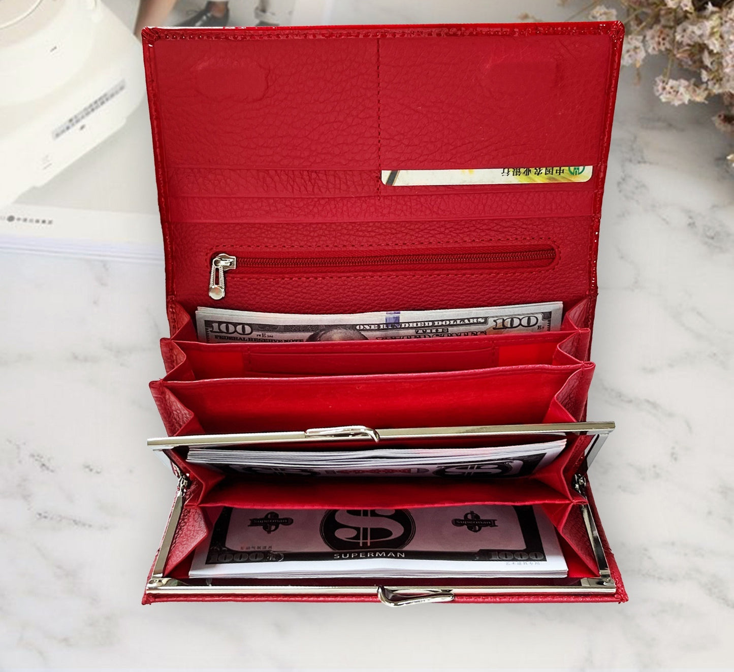 patent leather crocodile pattern womens wallet high grade red lock clutch