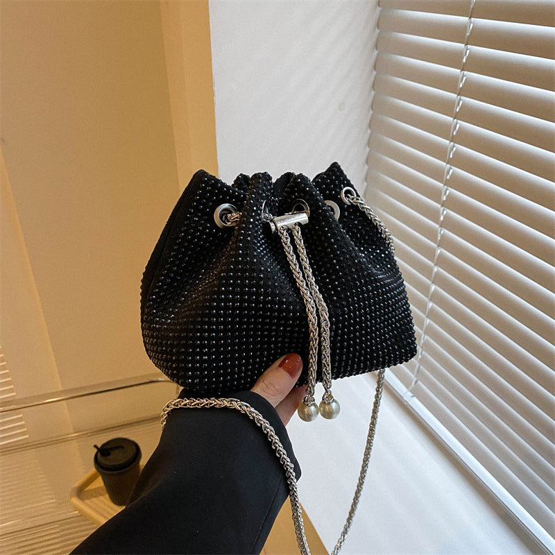 diamond drawstring high grade chain crossbody bag