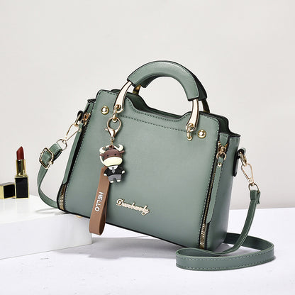 Stylish And Versatile Womens Crossbody Bag With A Chic Sophisticated Vibe