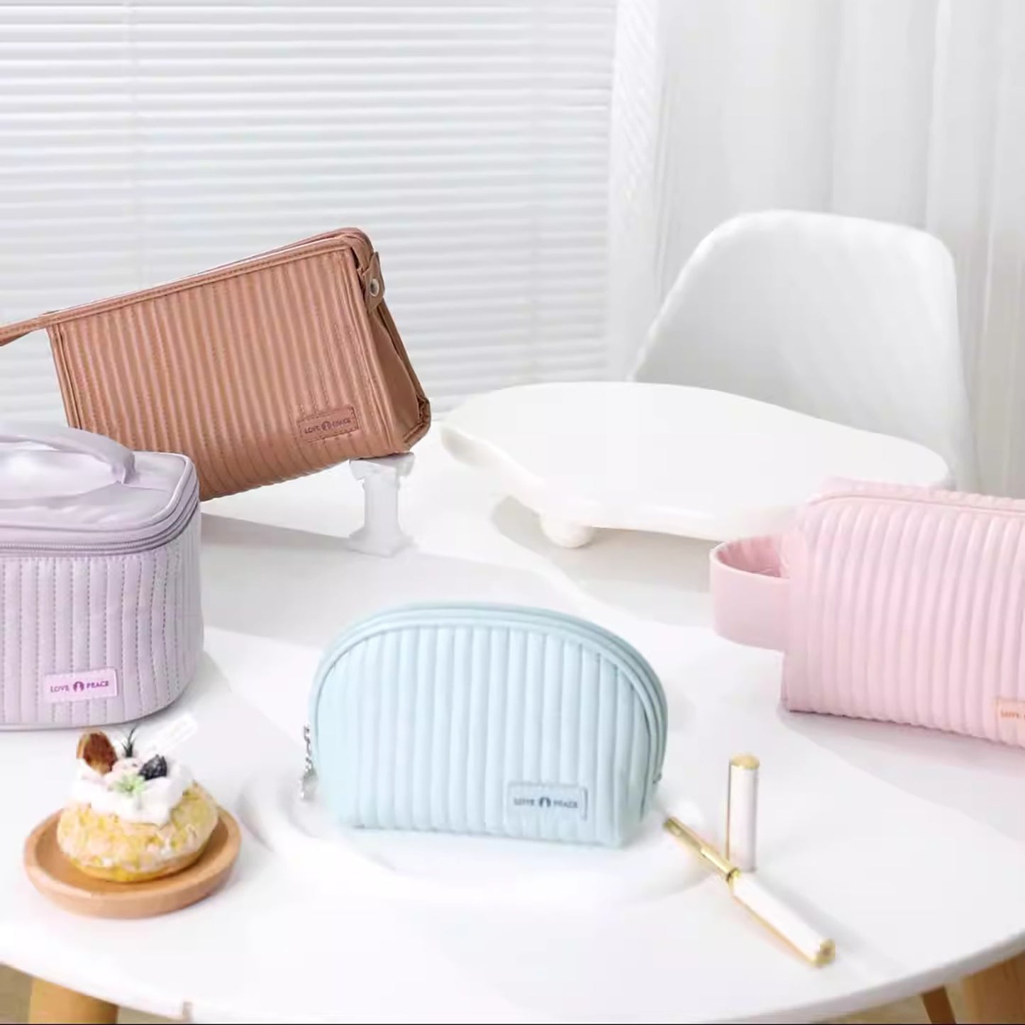 round cake cosmetic bag cosmetic bag cute travel organizer pouch set for women pu leather waterproof wash bag large capacity advanced feeling portable cosmetic bag