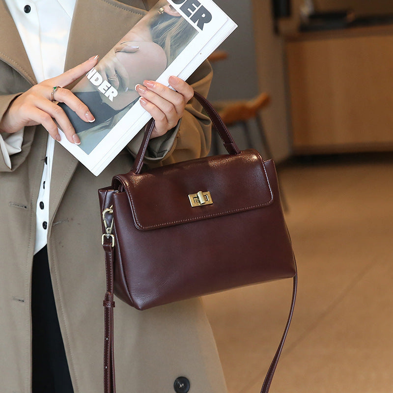 womens high grade shoulder bag