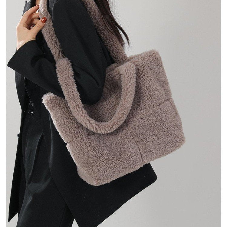 plaid particle lamb wool shoulder bag korean style