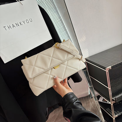 womens fashion diamond chain messenger bag