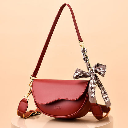 special interest light luxury fall winter fashion underarm saddle bag