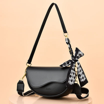 special interest light luxury fall winter fashion underarm saddle bag