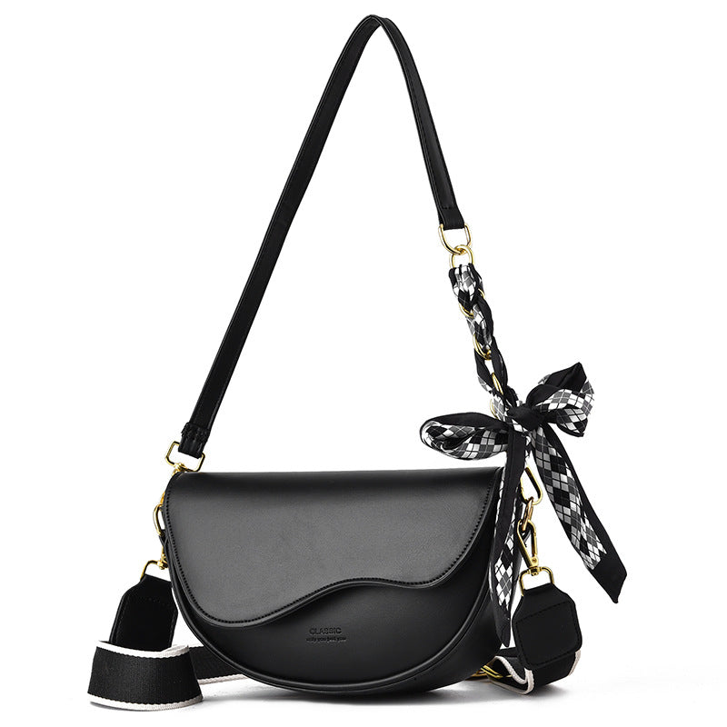 special interest light luxury fall winter fashion underarm saddle bag