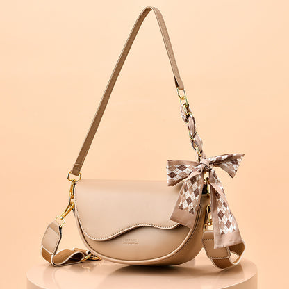 special interest light luxury fall winter fashion underarm saddle bag