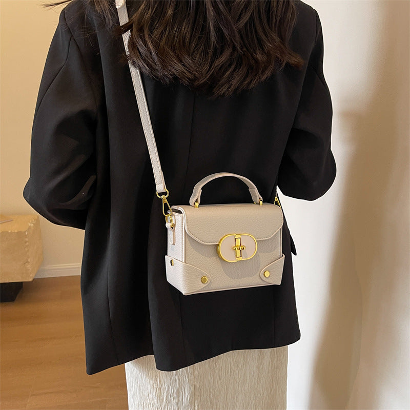 crossbody bag fashionable shoulder portable small square bag