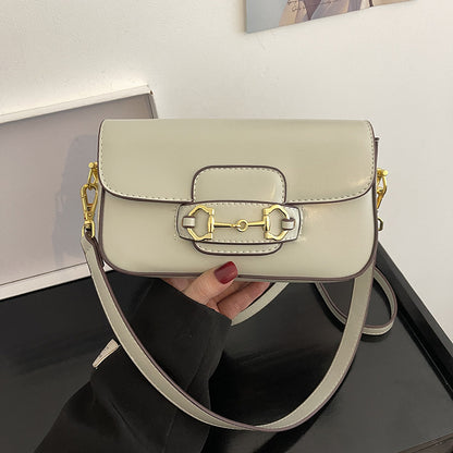 portable high sense special interest design messenger bag