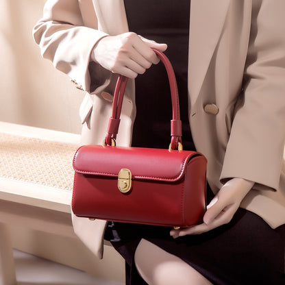 Women's Fashionable Red Retro Shoulder Messenger Bag