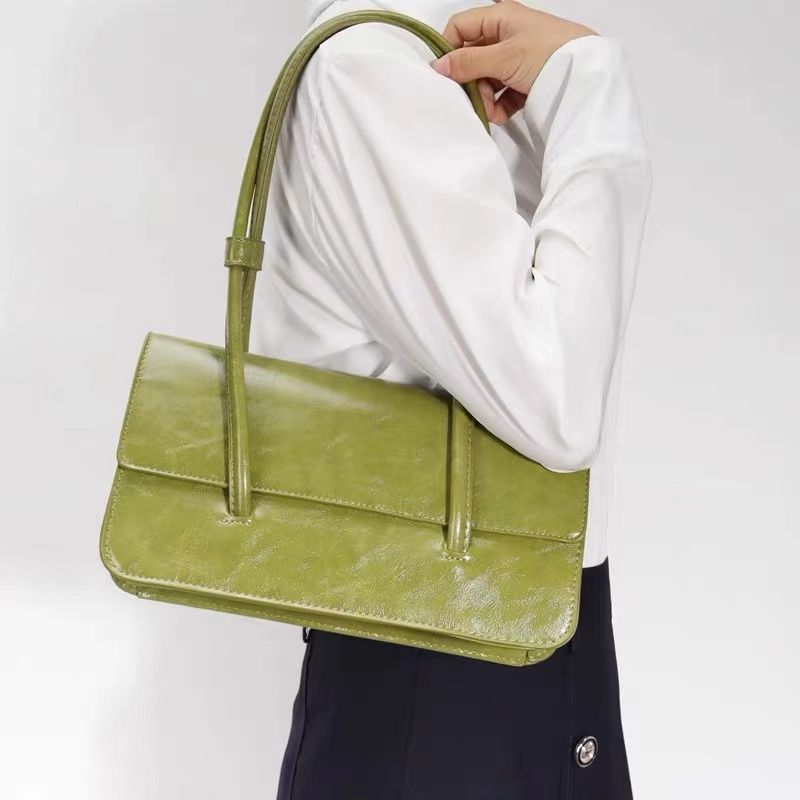 oil wax leather postman shoulder bag