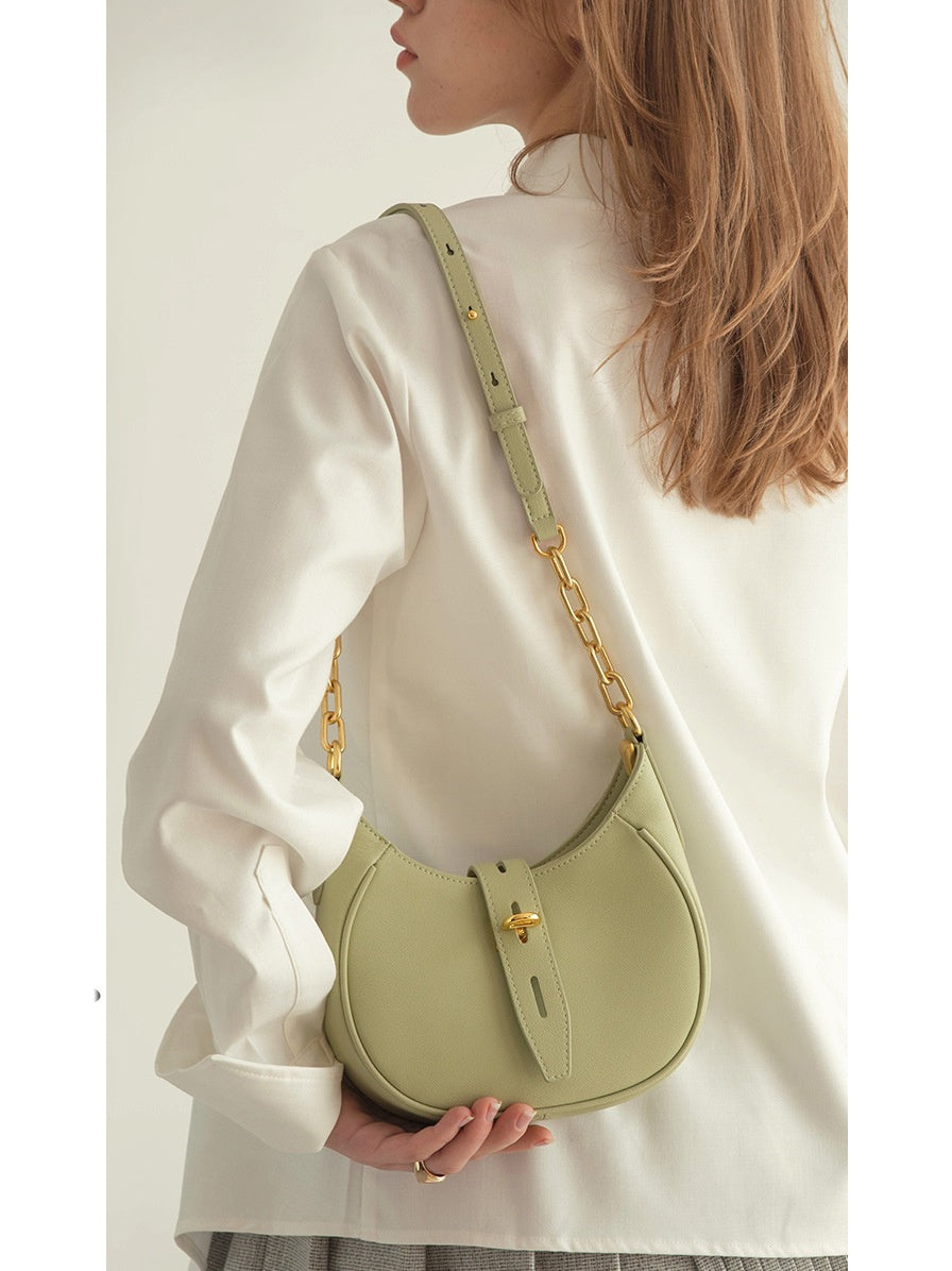 western style leather light luxury saddle bag