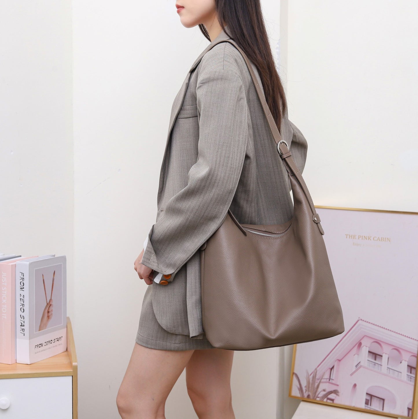 Womens Stylish Casual Crossbody Bag With A Genuine Leather Texture