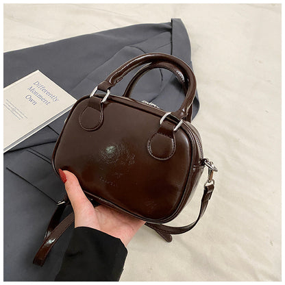 womens shoulder messenger bag portable and fashion handbag