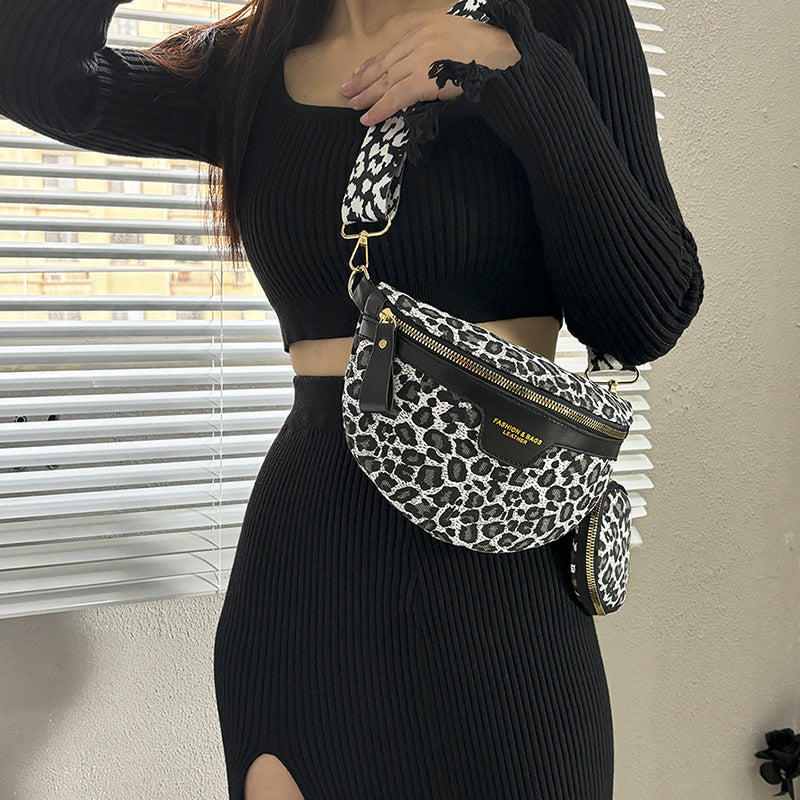 fashion trend embroidered crossbody bag