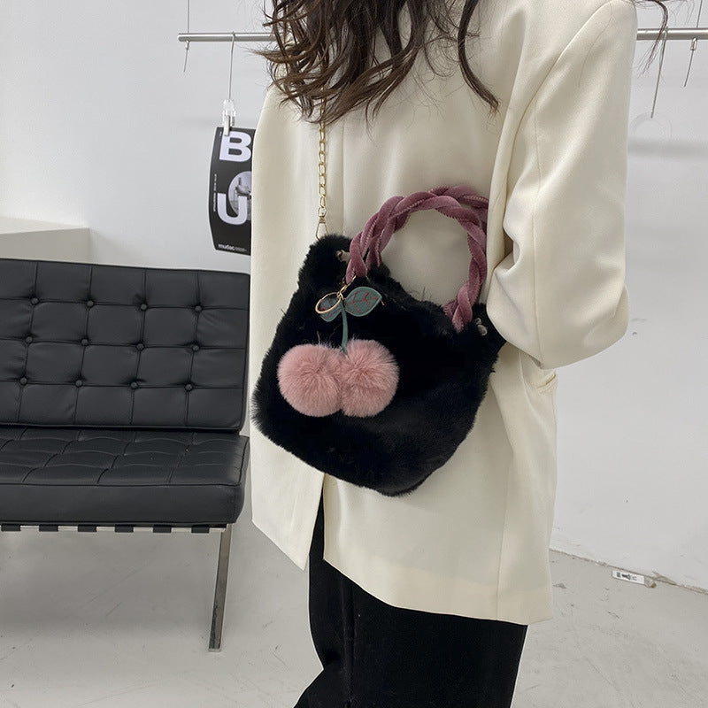large-capacity-plush-bag-high-quality-soft-plush-travel-bucket-bag-new-luxury-plush-tote-bag-for-winter